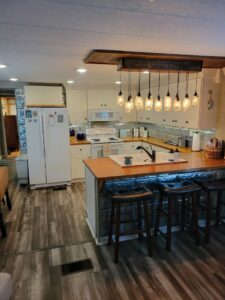Mobile home · Lot 9 — 1971 — photo 3