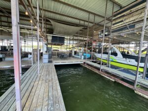 Slip Improvement · Dock 7, Slip 37R — 40′ covered — photo 3